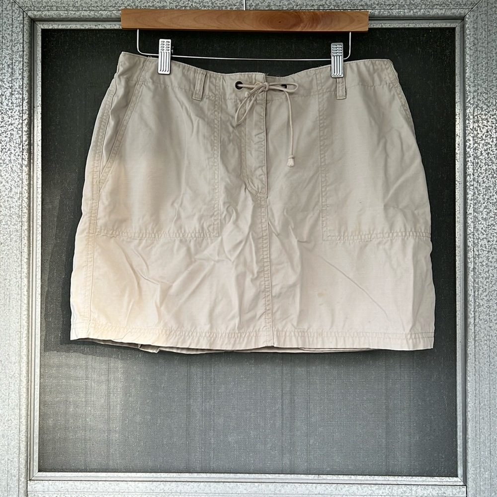 Jones New York Sport skirt with built-in shorts